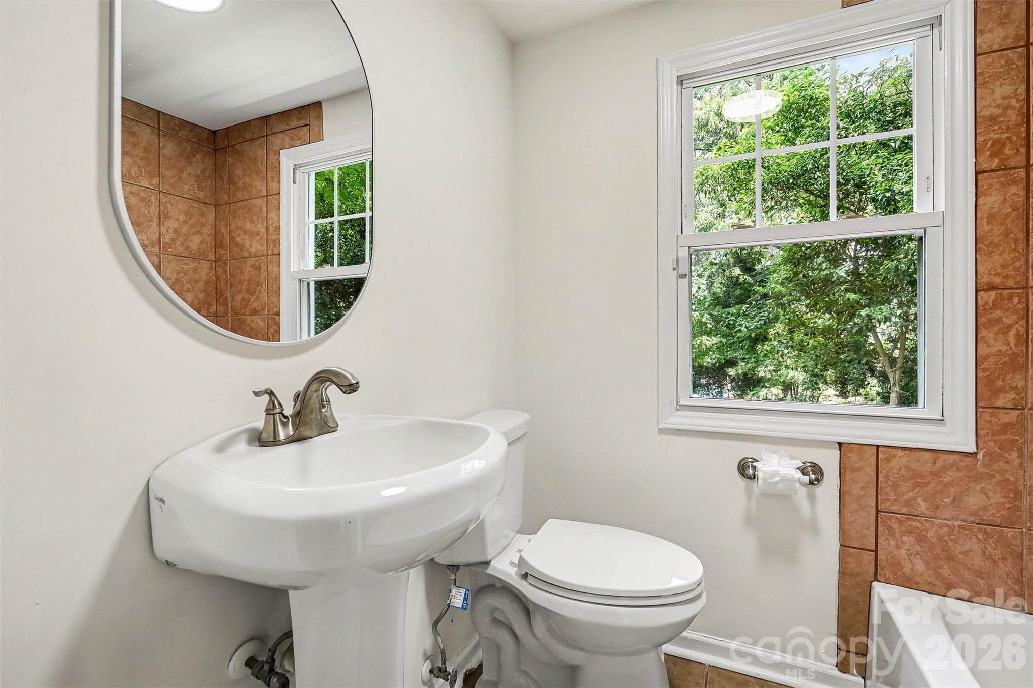 Single Family Residence at 2019 Dalehurst Drive, Charlotte, photo 34 of 40