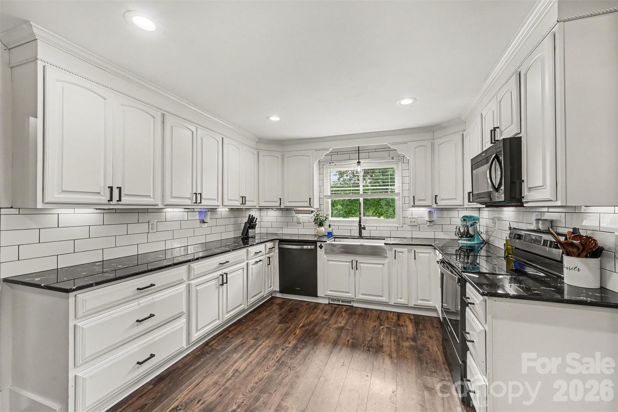 Single Family Residence at 5718 White Store Road, Wingate, photo 4 of 32