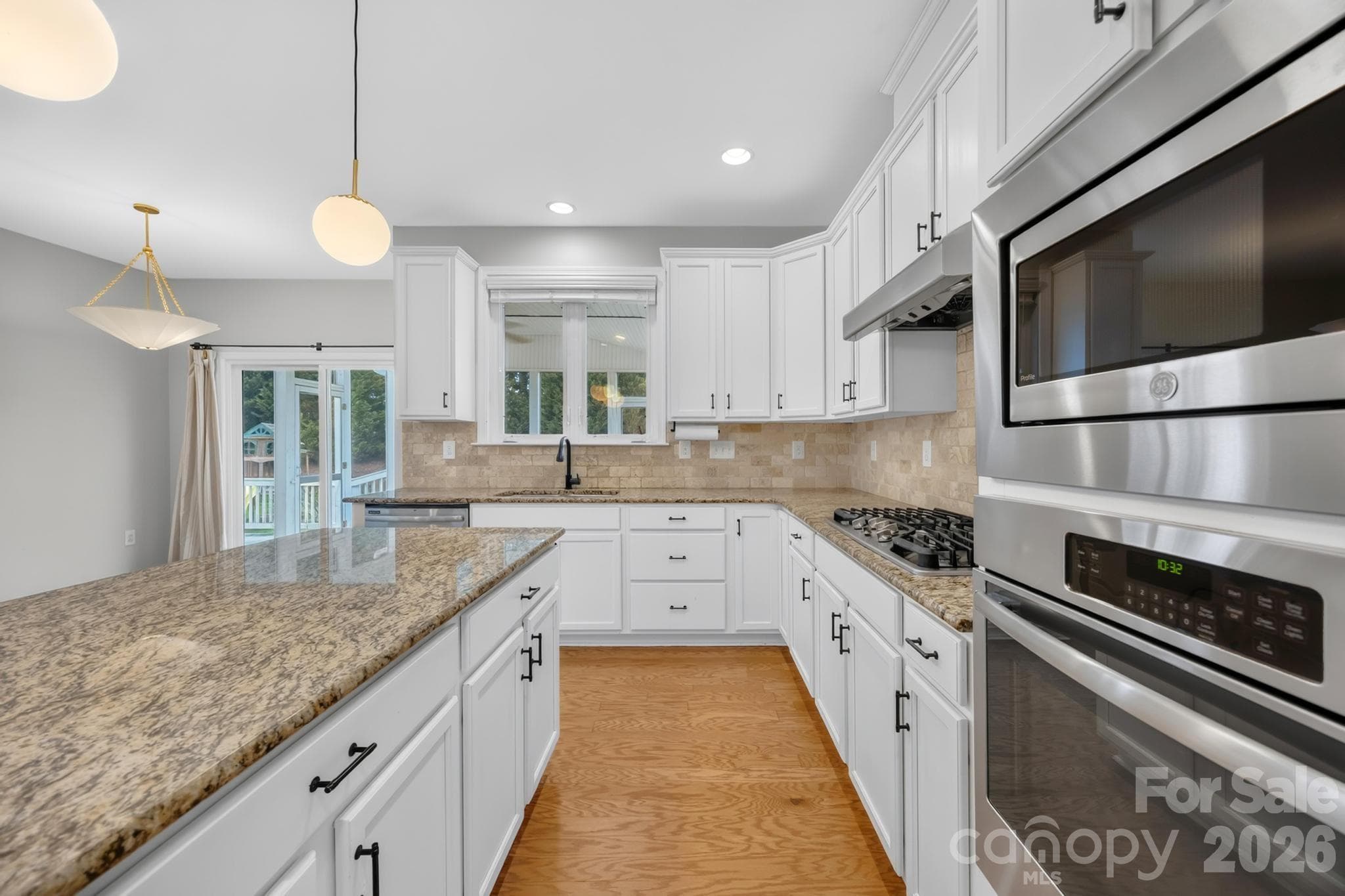 Granite countertops! - 1004 Hawker Road, Matthews