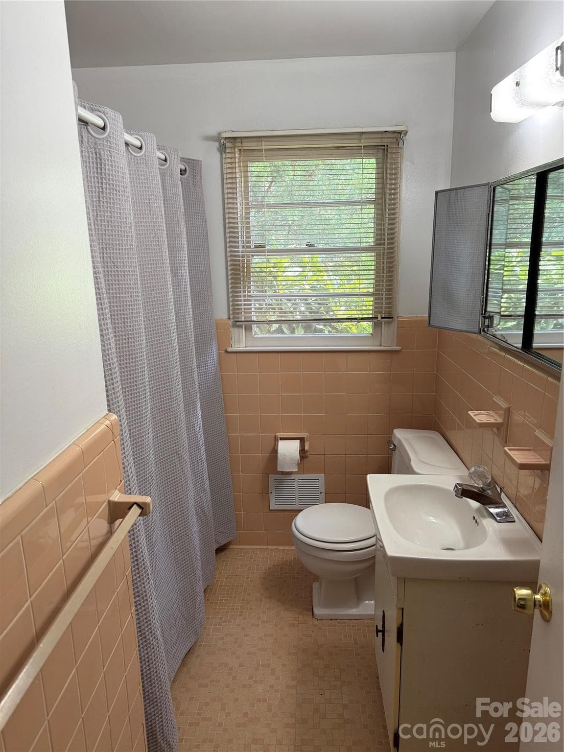 2nd Bath - 3218 Driftwood Drive, Charlotte