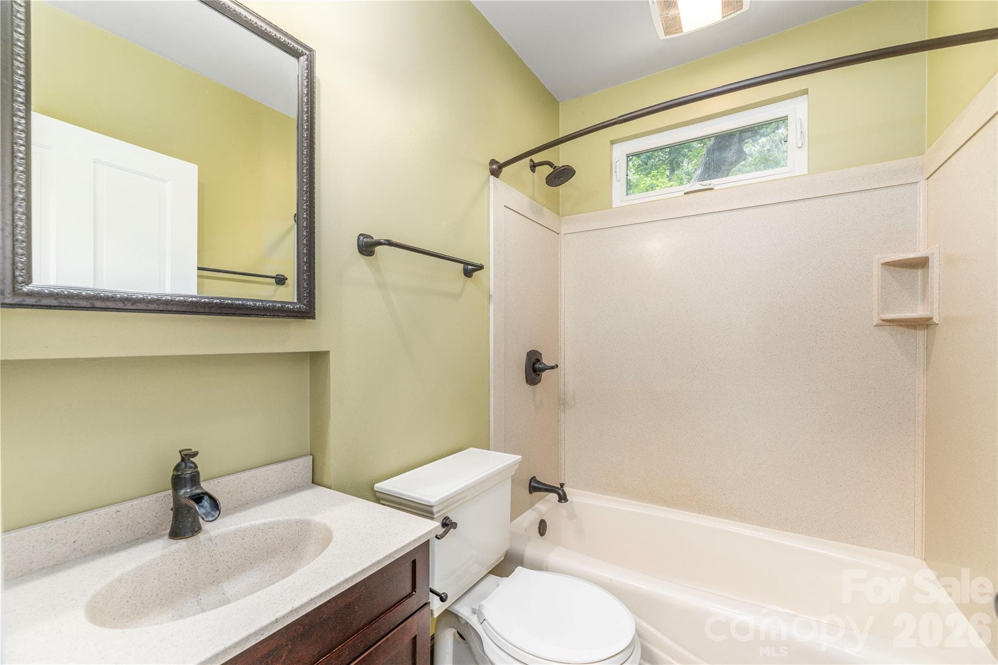 Full bath - 3 Enka Oak Street, Candler
