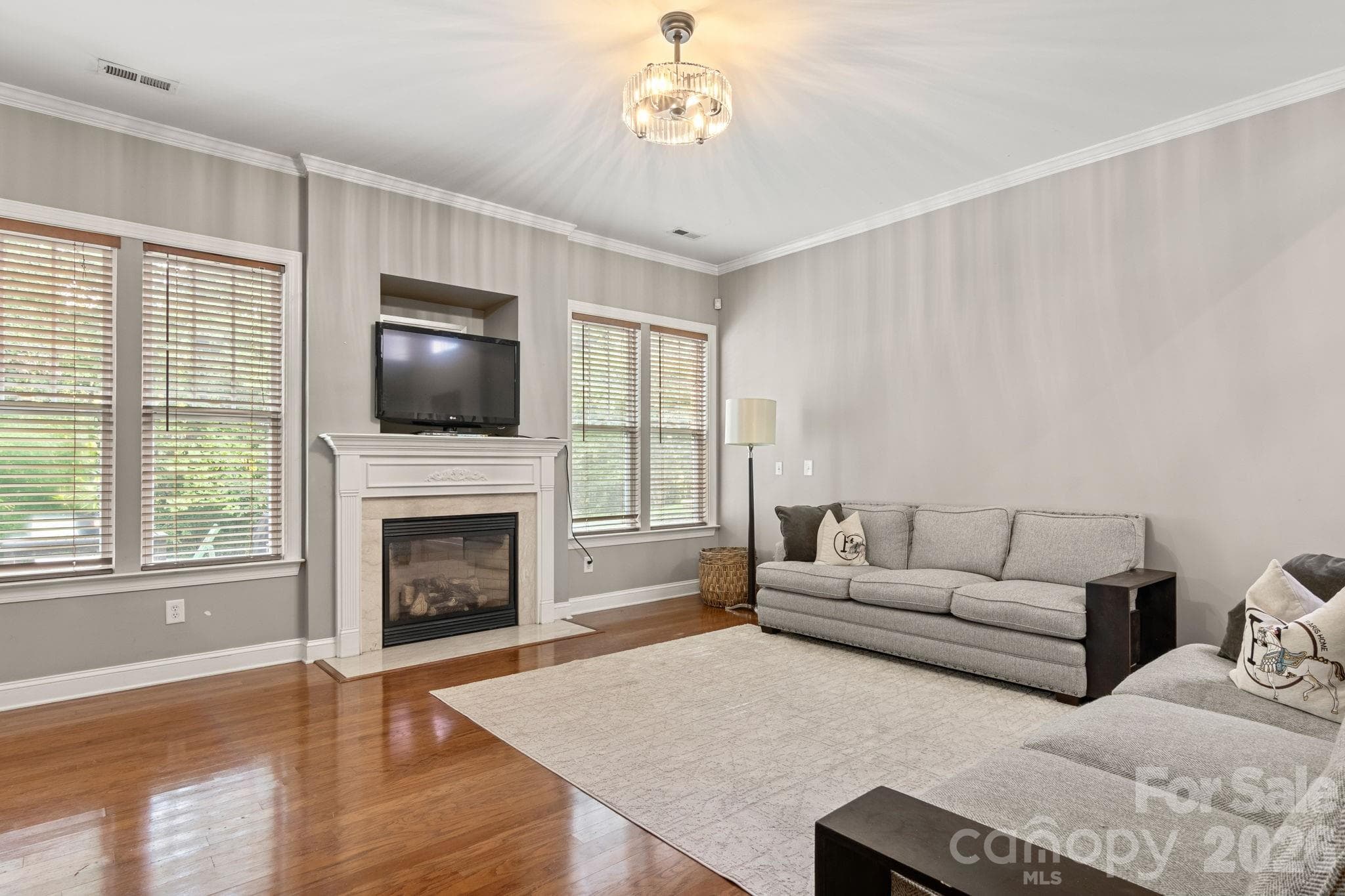 Single Family Residence at 1334 Sarandon Drive, Matthews, photo 9 of 40