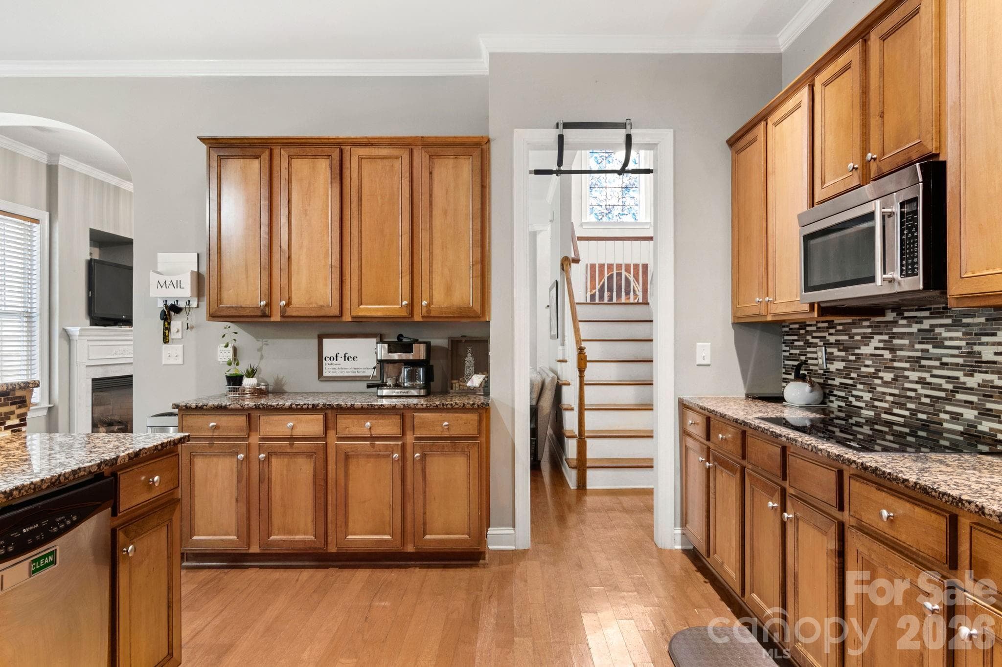 Single Family Residence at 1334 Sarandon Drive, Matthews, photo 16 of 40
