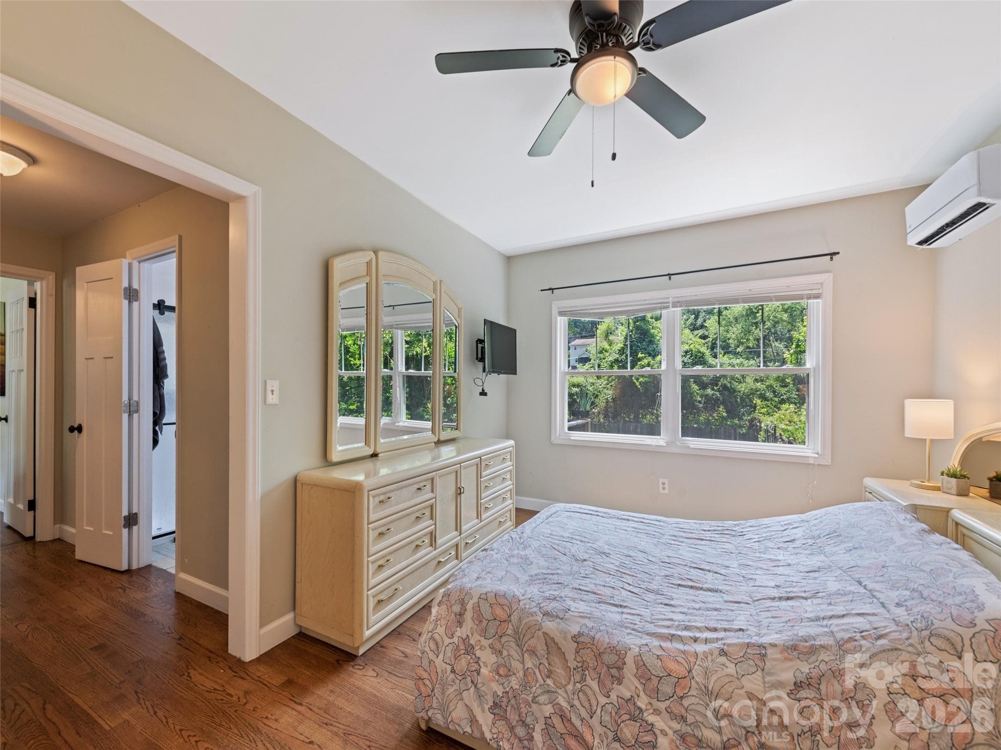 Single Family Residence at 1909 Arlington Place, Hendersonville, photo 21 of 28