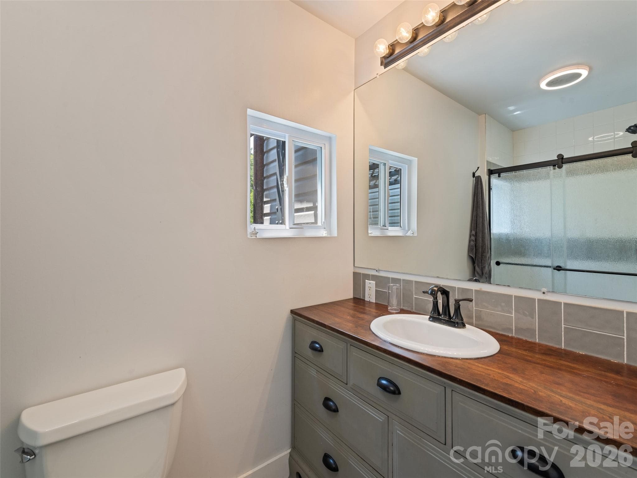 Single Family Residence at 1909 Arlington Place, Hendersonville, photo 23 of 28