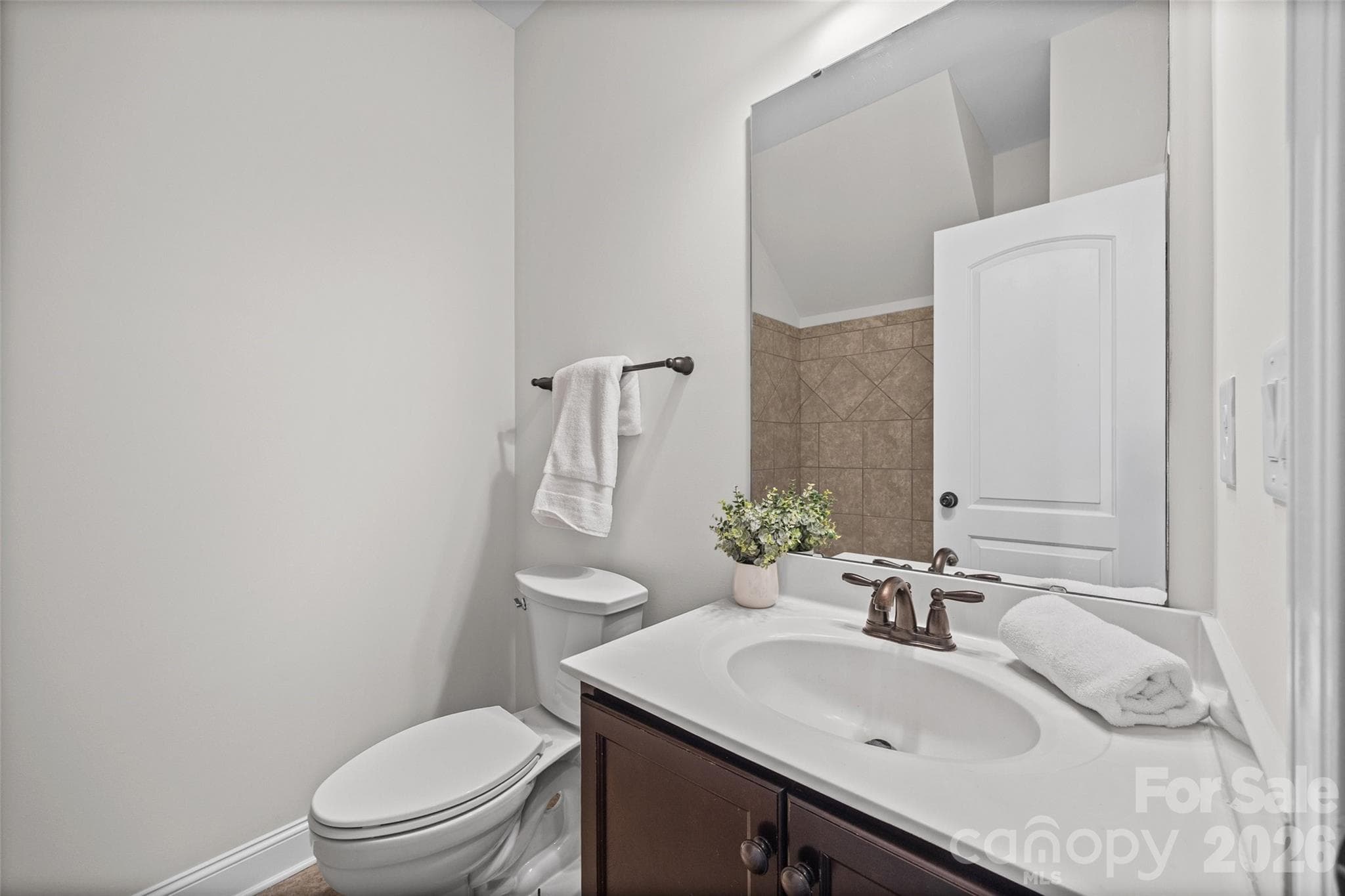Full Bath - 1016 Equipoise Drive, Indian Trail