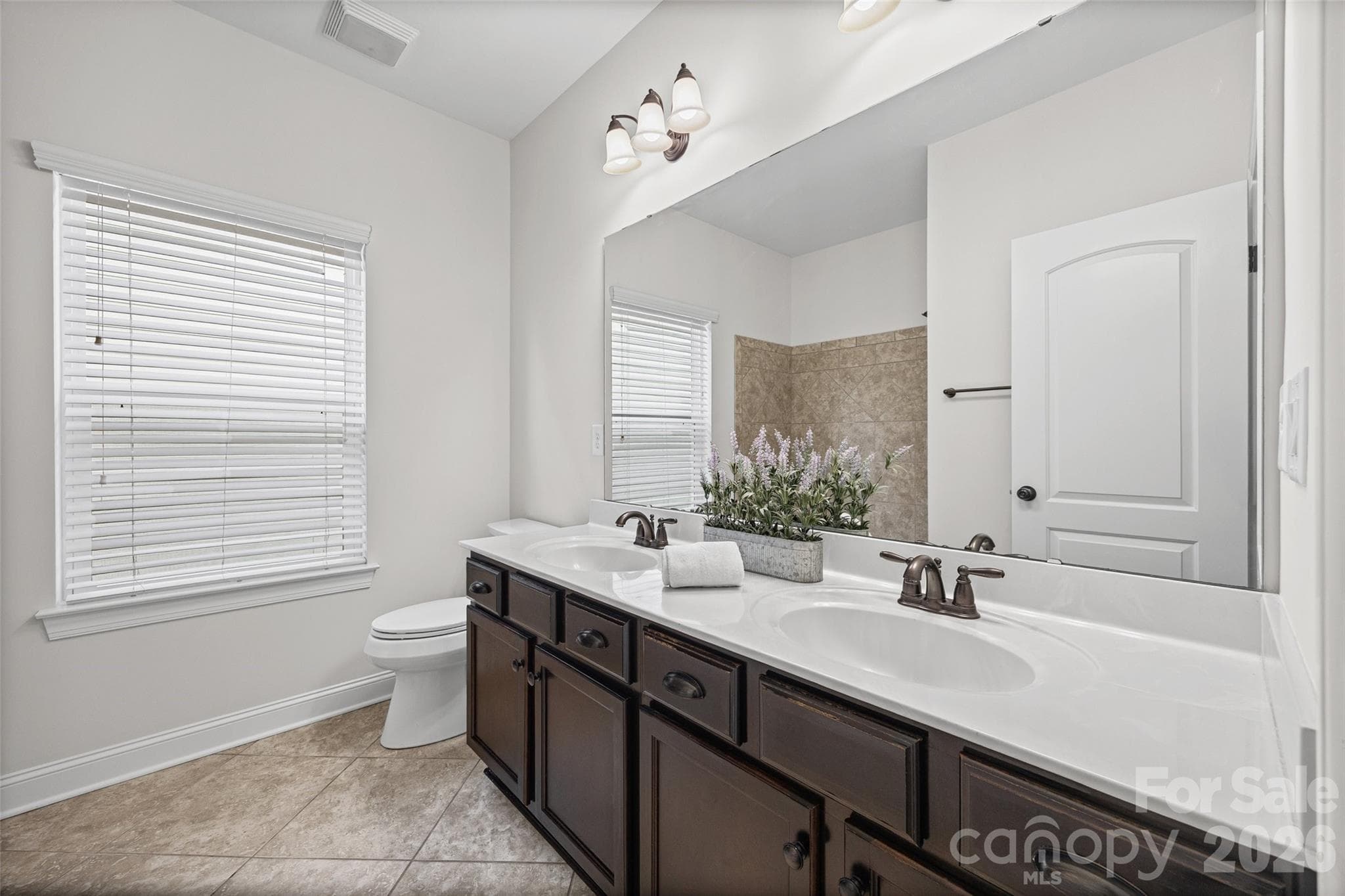 Hall Bath - 1016 Equipoise Drive, Indian Trail