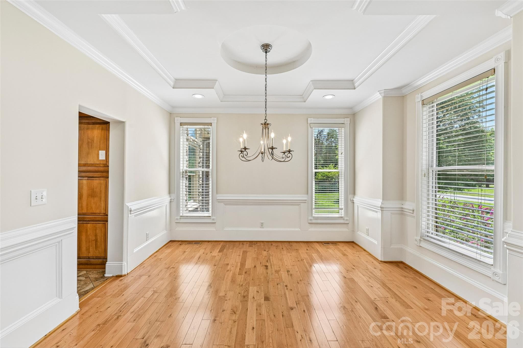 Single Family Residence at 2016 Rocky Stream Road, York, photo 7 of 45