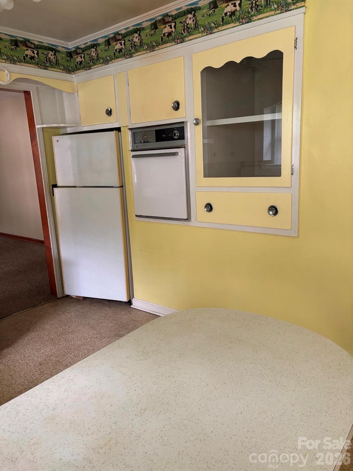 kitchen - 637 Toe Cane Road, Bakersville