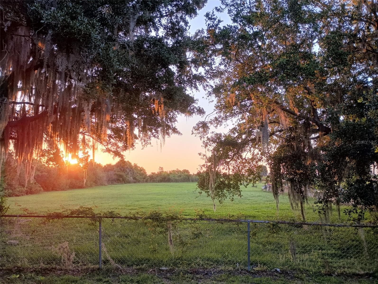 Sunsets are spectacular - 2805 LAKE TOHOPEKALIGA BLVD, KISSIMMEE