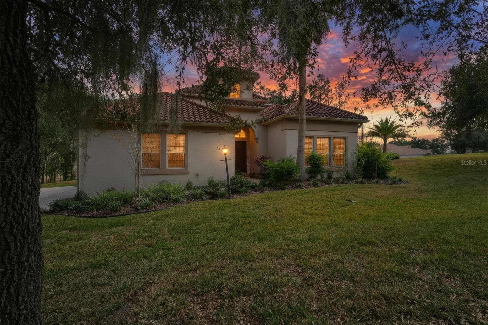 Single Family Residence at 2257 N HICKORY GLEN PT, HERNANDO, photo 2 of 81