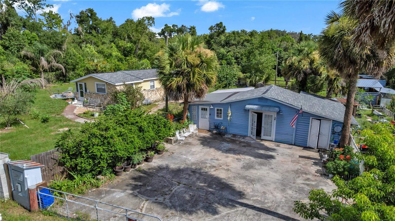 Single Family Residence at 405 W SIMON AVE, APOPKA, photo 19 of 26