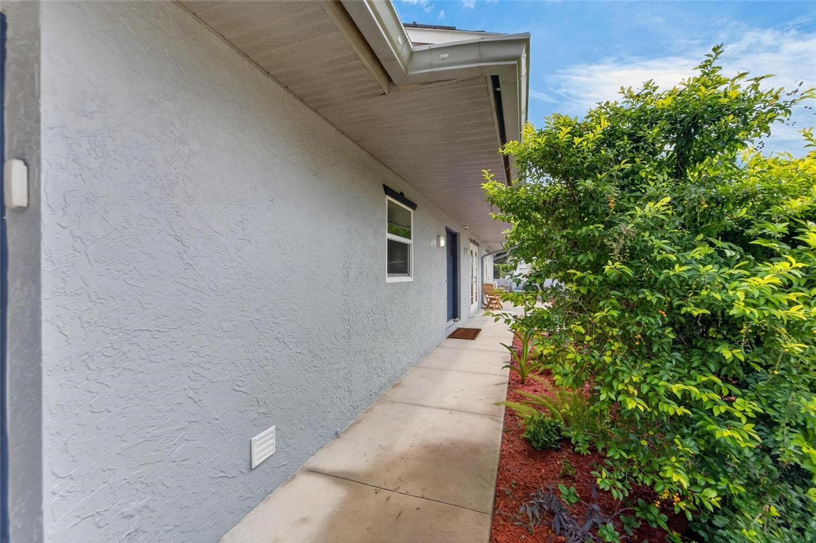Single Family Residence at 1120 LAKEMONT DR, VALRICO, photo 12 of 88