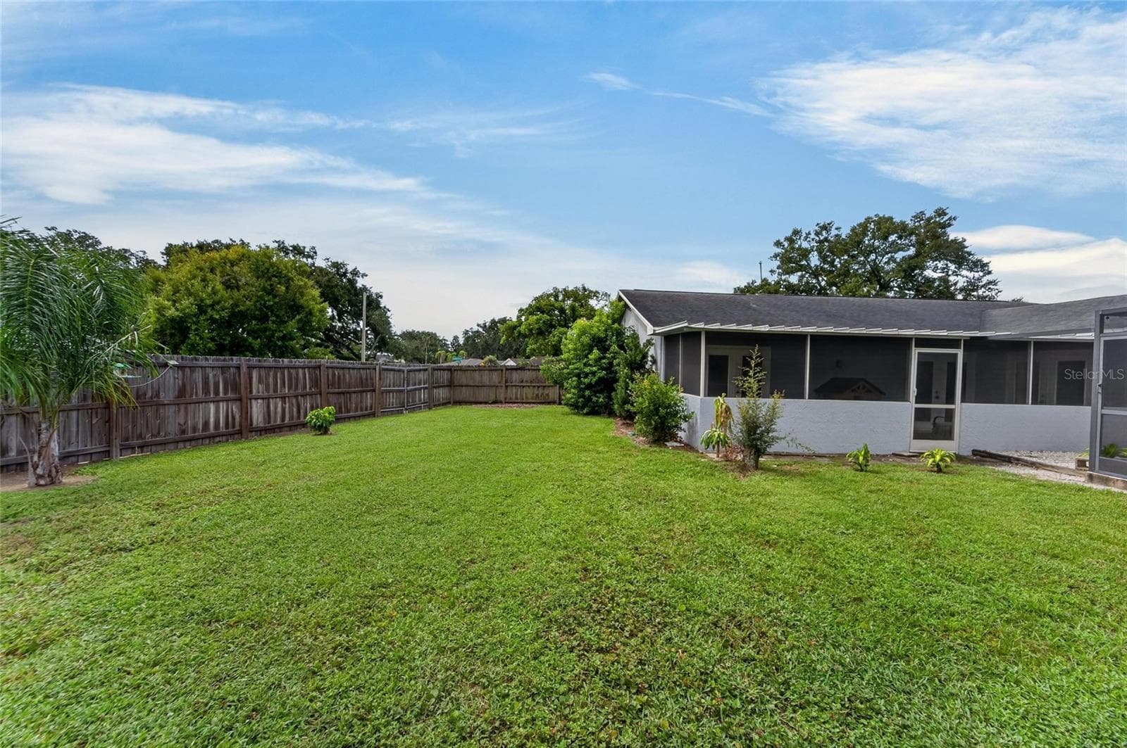 Single Family Residence at 1120 LAKEMONT DR, VALRICO, photo 15 of 88