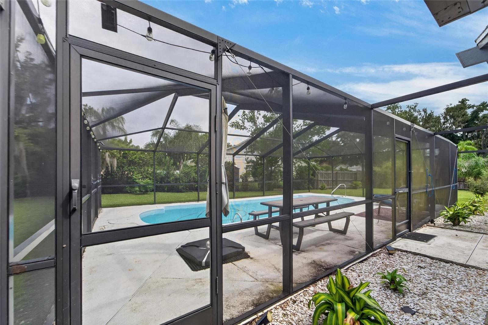 Single Family Residence at 1120 LAKEMONT DR, VALRICO, photo 18 of 88