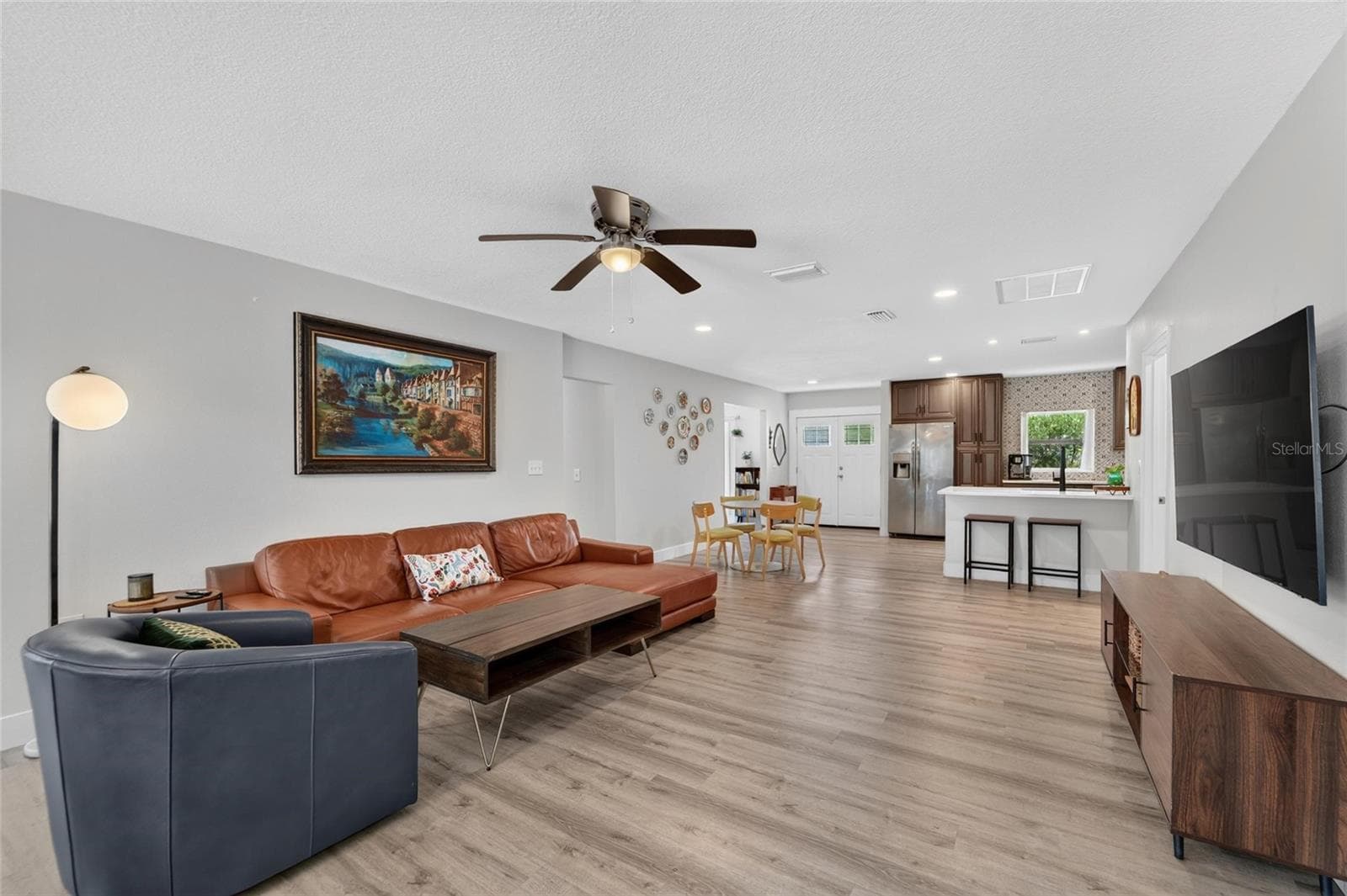 Single Family Residence at 1120 LAKEMONT DR, VALRICO, photo 27 of 88