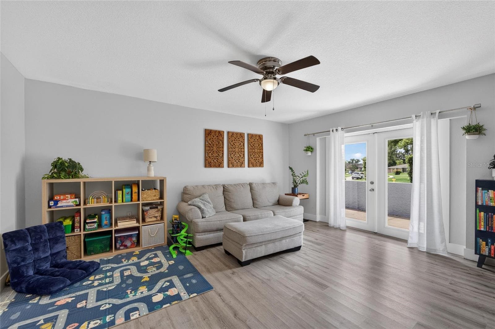 Single Family Residence at 1120 LAKEMONT DR, VALRICO, photo 45 of 88