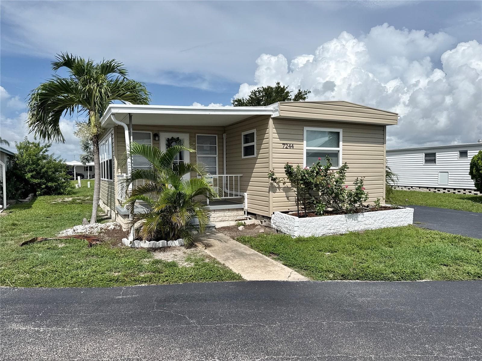Mobile Home at 7244 MOUNT FAIRFIELD RD NE #530, ST PETERSBURG, photo 2 of 32