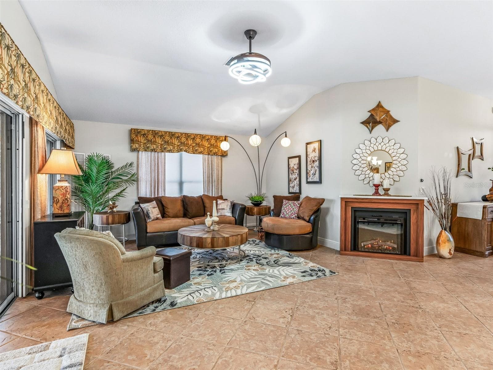 Great room - 17116 SE 79TH MCLAWREN TER, THE VILLAGES