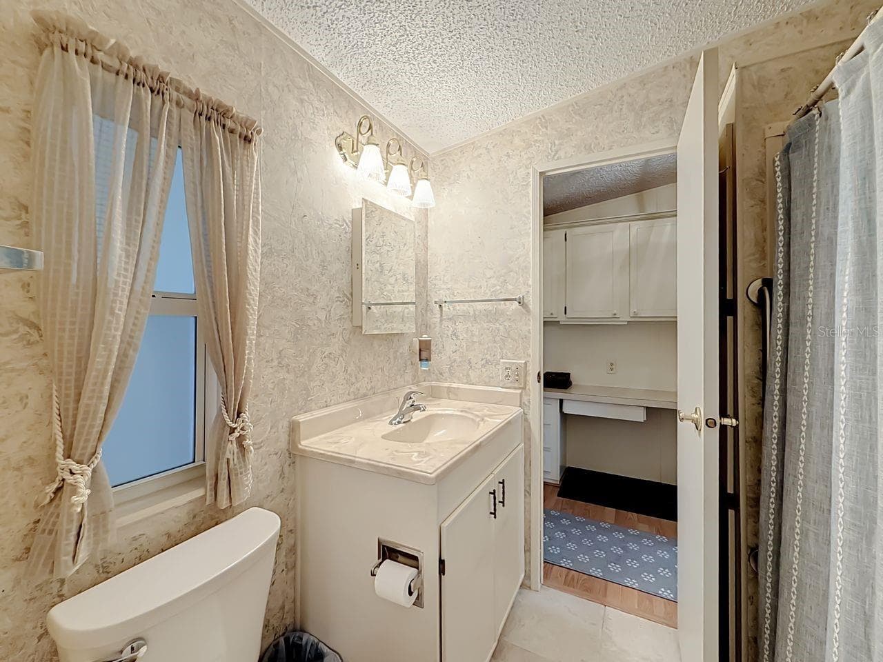 Second bathroom - 1690 NASSAU CIR, TAVARES