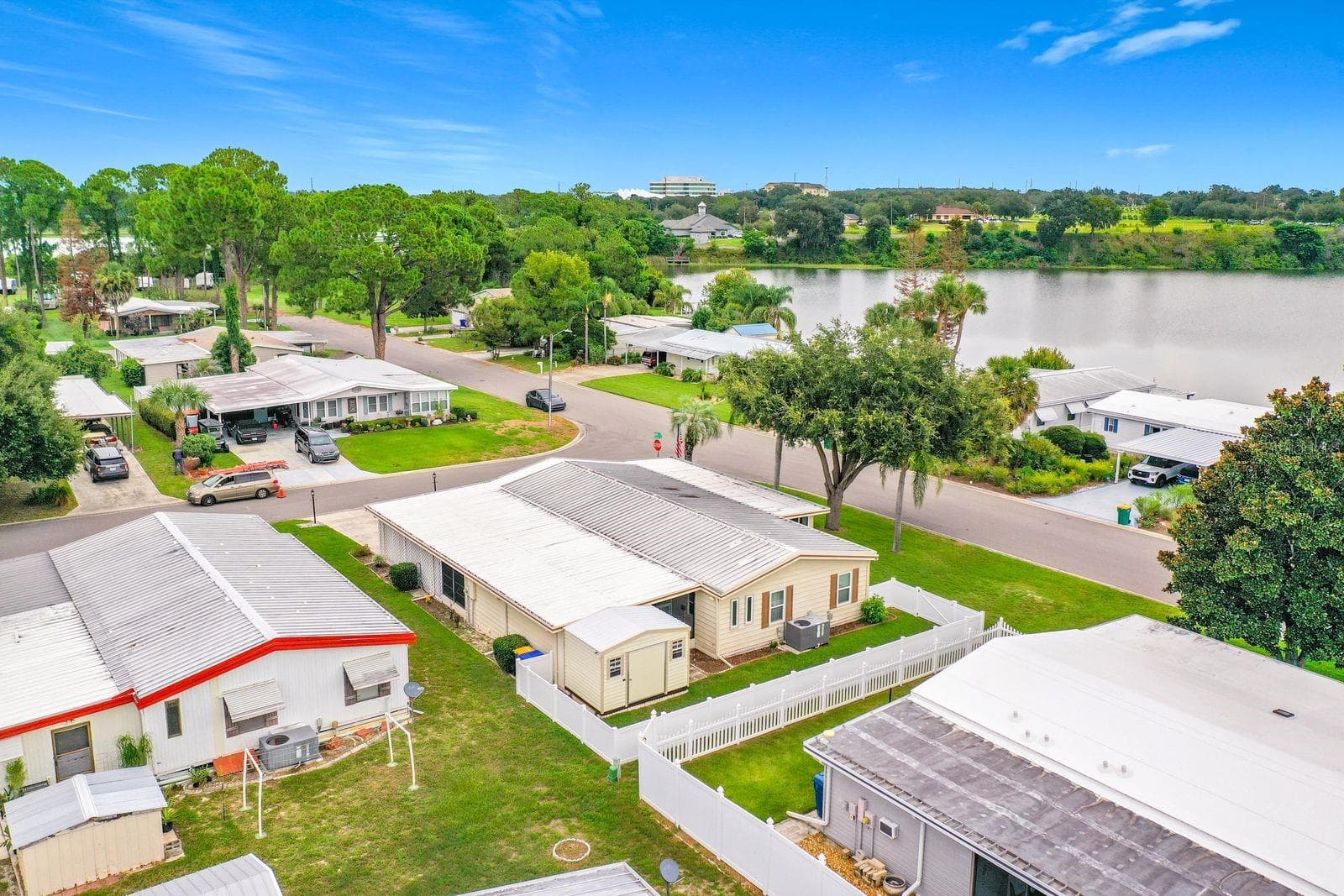 Aereal view - 1690 NASSAU CIR, TAVARES