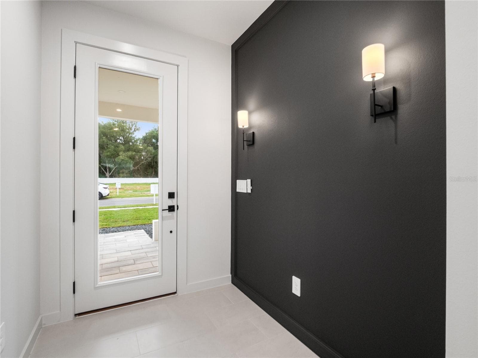 Single Family Residence at 423 SKYFIELD CT, LADY LAKE, photo 6 of 44