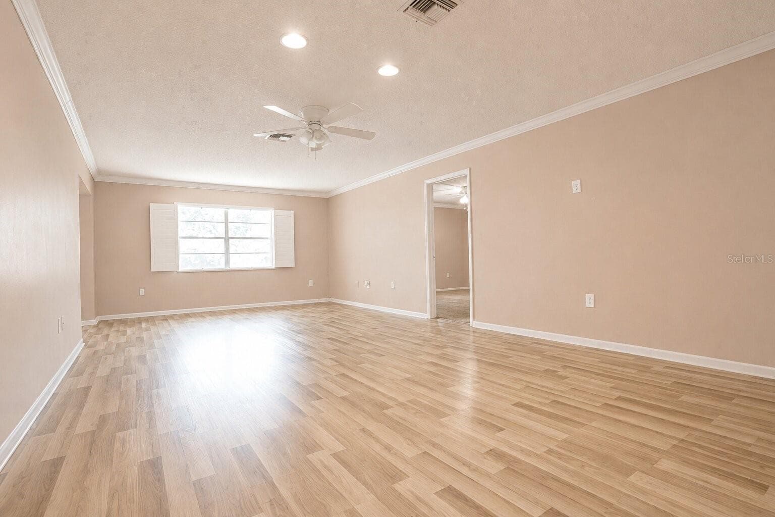 Villa at 510 PALMER CIR, PALM HARBOR, photo 6 of 31