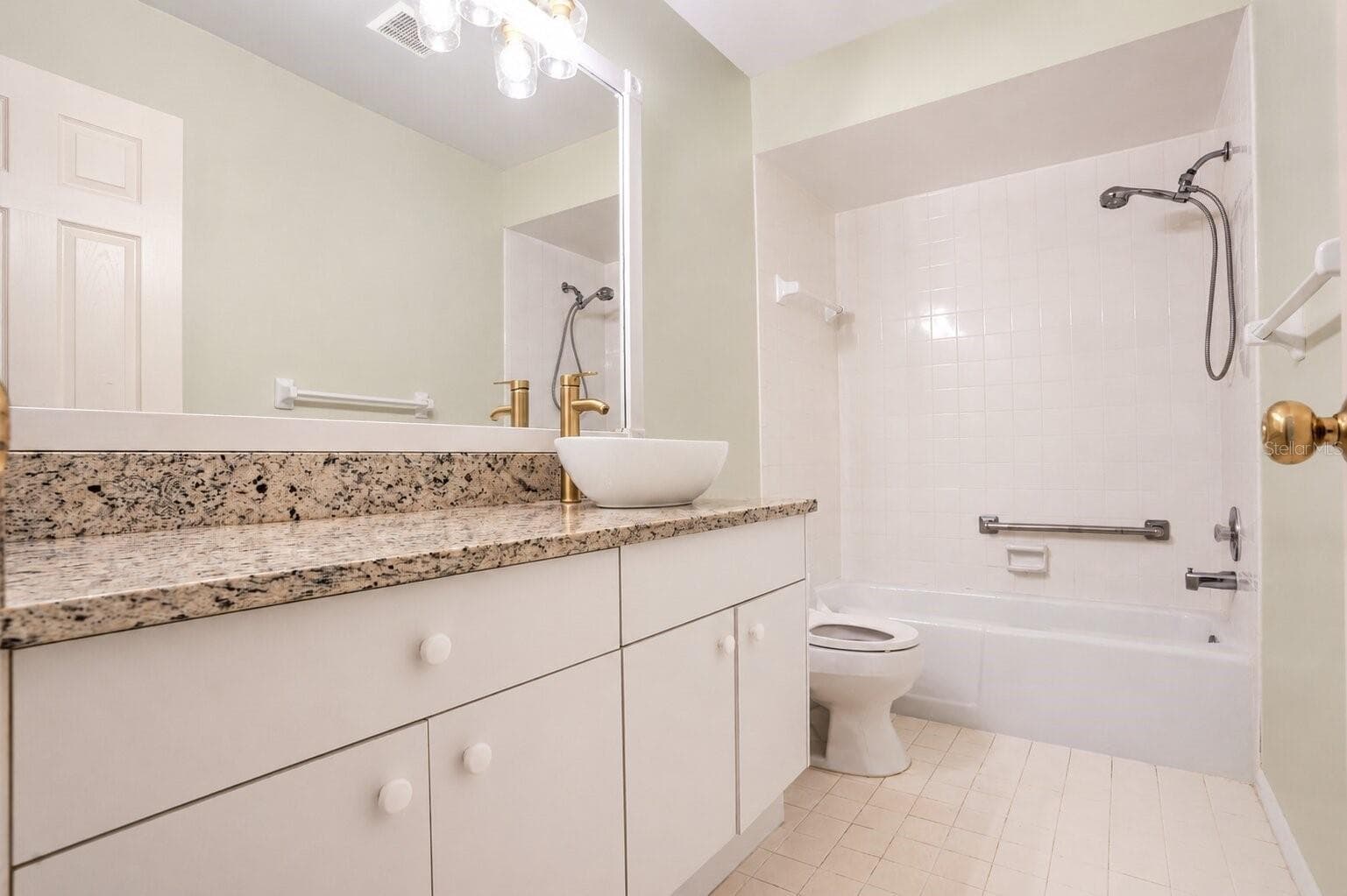 Villa at 510 PALMER CIR, PALM HARBOR, photo 15 of 31