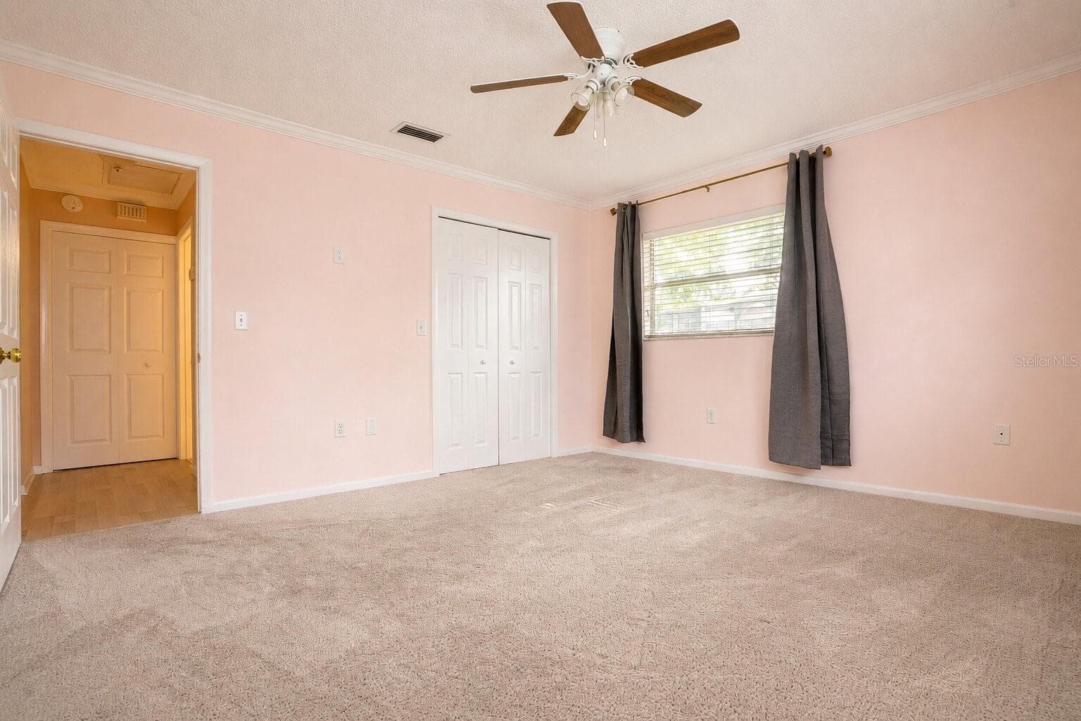 Villa at 510 PALMER CIR, PALM HARBOR, photo 16 of 31
