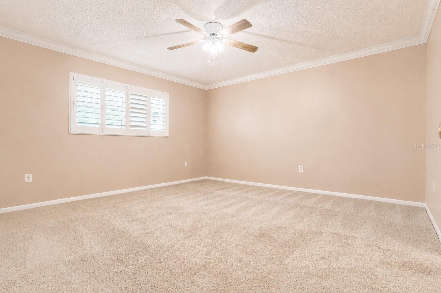 Villa at 510 PALMER CIR, PALM HARBOR, photo 19 of 31