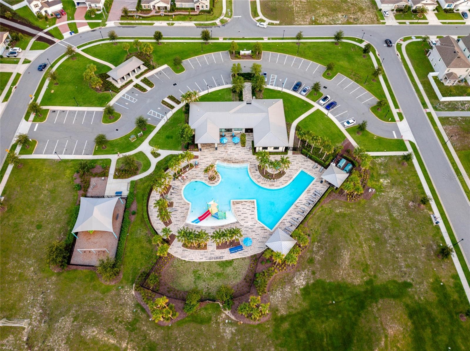 Single Family Residence at 2053 HEART LAKE DR, GROVELAND, photo 54 of 58