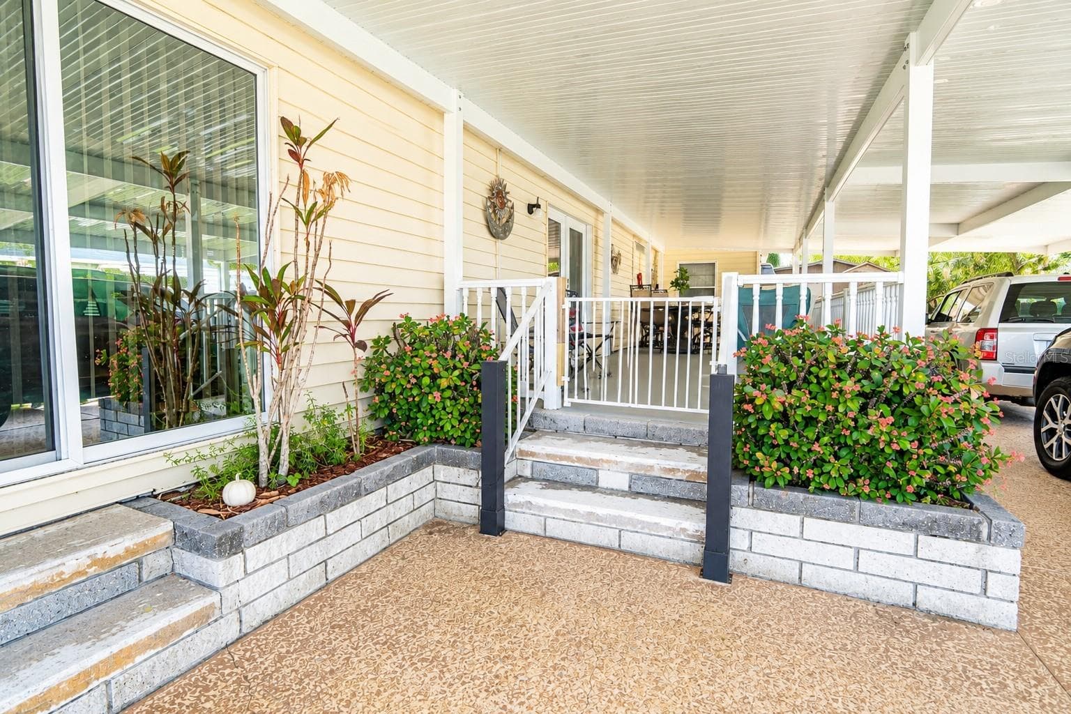 Manufactured Home at 4403 14TH ST E, ELLENTON, photo 15 of 42