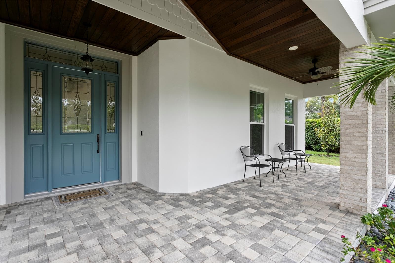 Single Family Residence at 1009 S MORRISON CT, TAMPA, photo 5 of 59