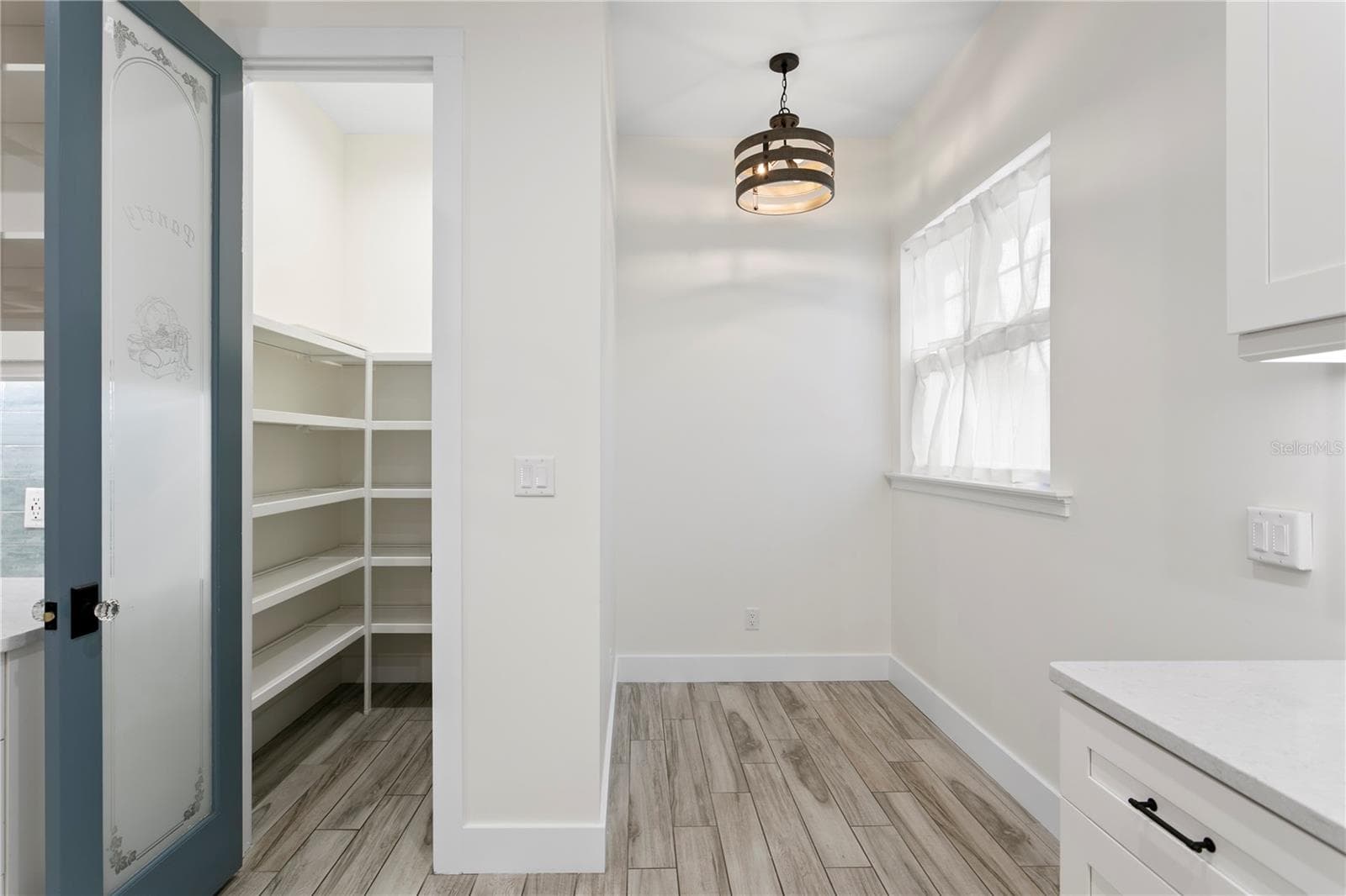Single Family Residence at 1009 S MORRISON CT, TAMPA, photo 15 of 59