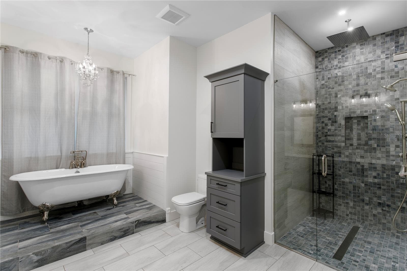 Single Family Residence at 1009 S MORRISON CT, TAMPA, photo 28 of 59
