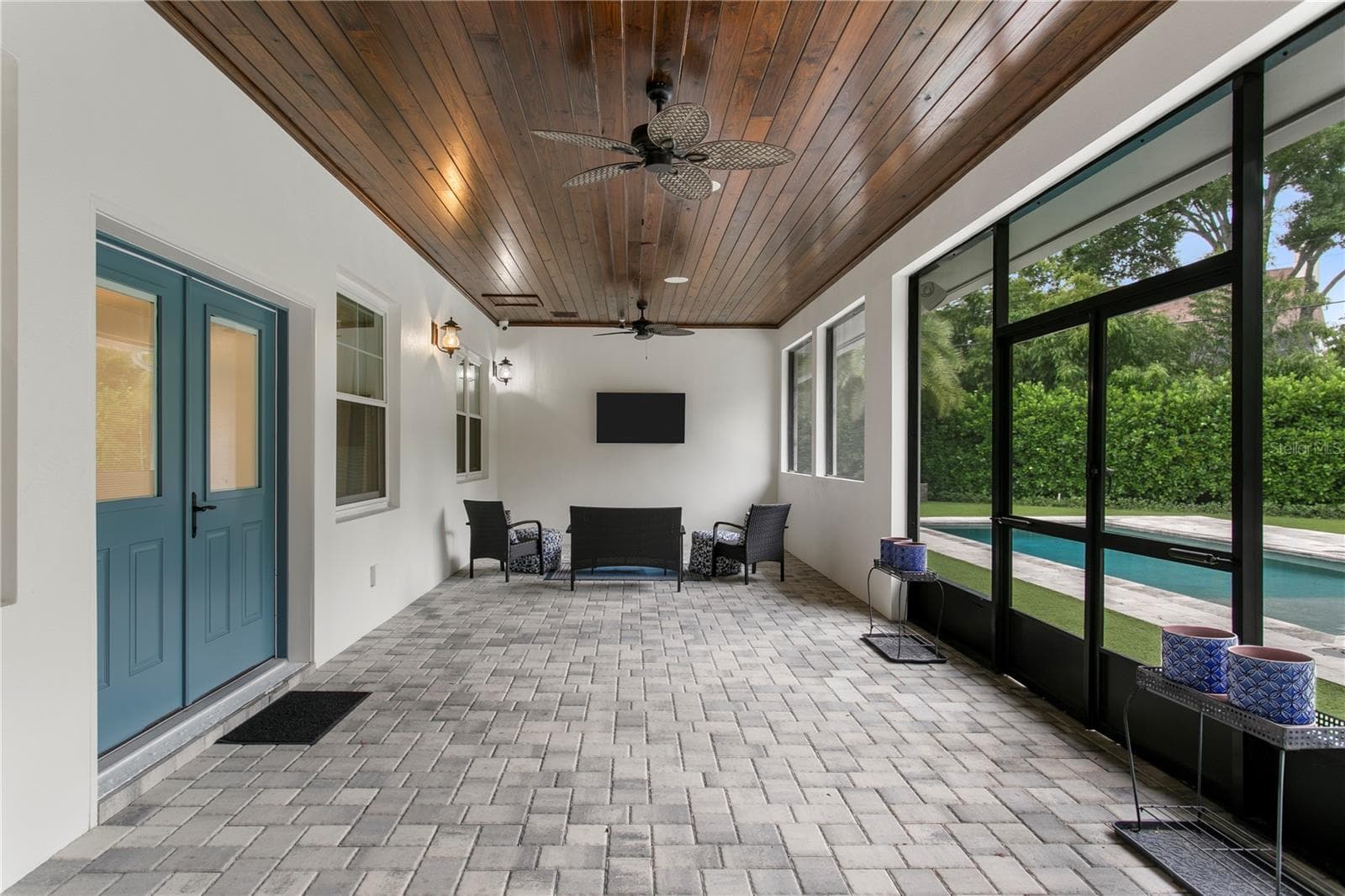 Single Family Residence at 1009 S MORRISON CT, TAMPA, photo 38 of 59