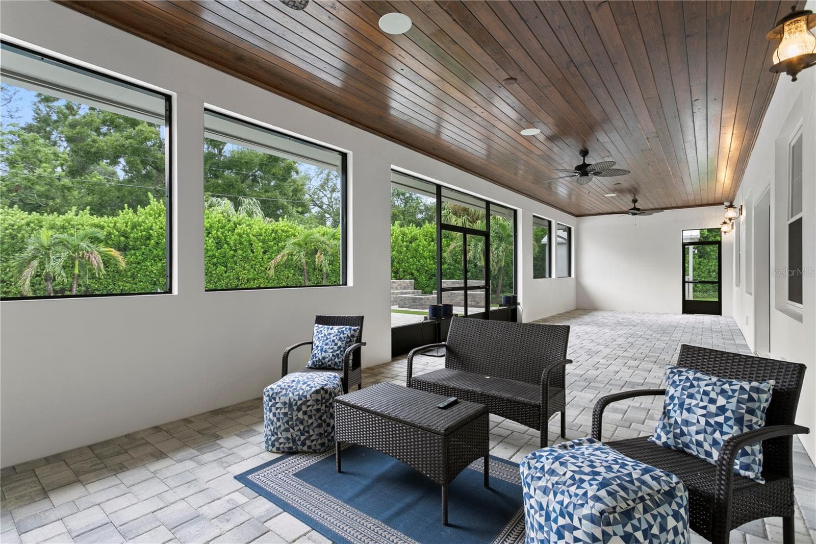 Single Family Residence at 1009 S MORRISON CT, TAMPA, photo 40 of 59