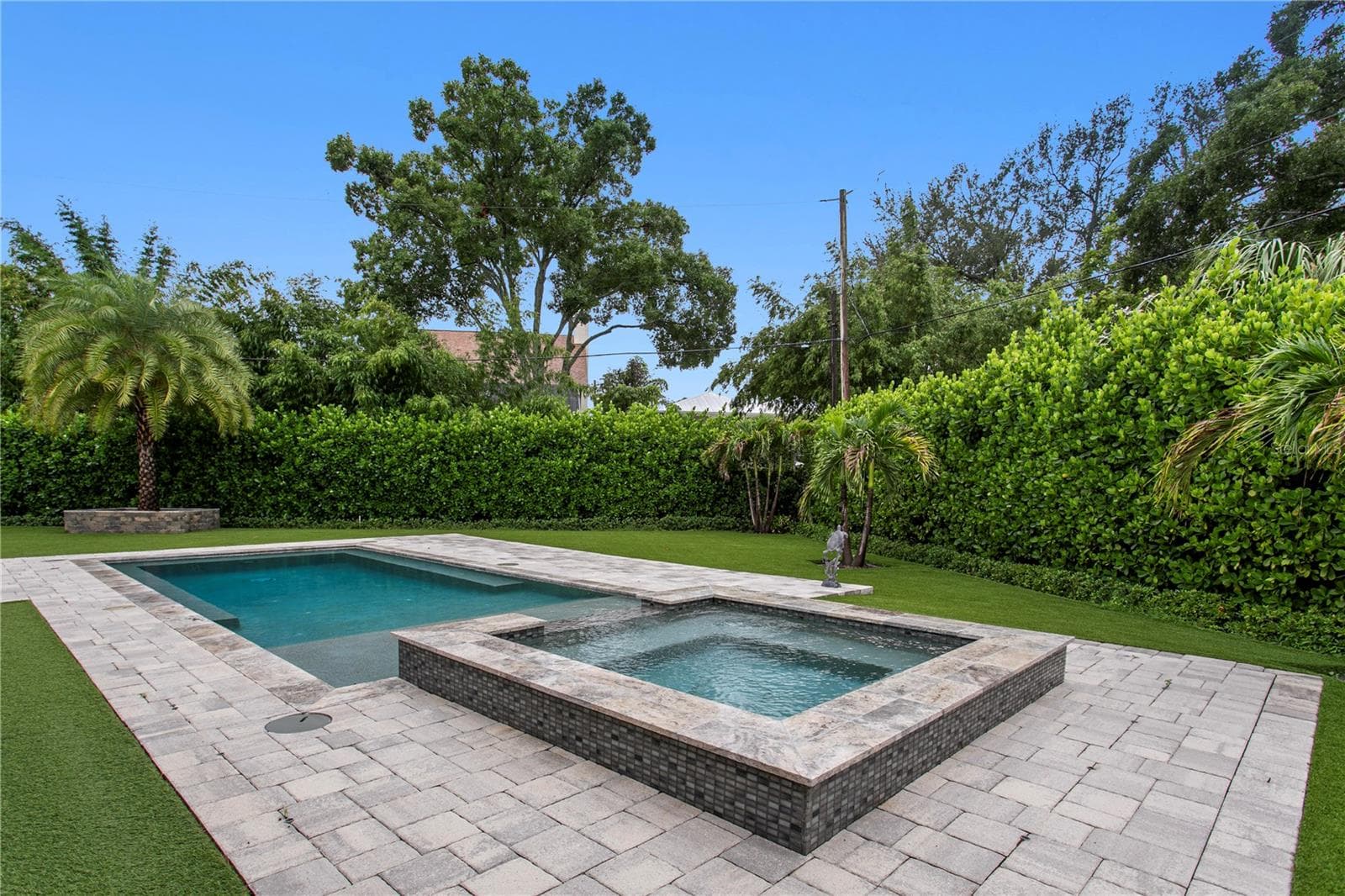 Single Family Residence at 1009 S MORRISON CT, TAMPA, photo 47 of 59