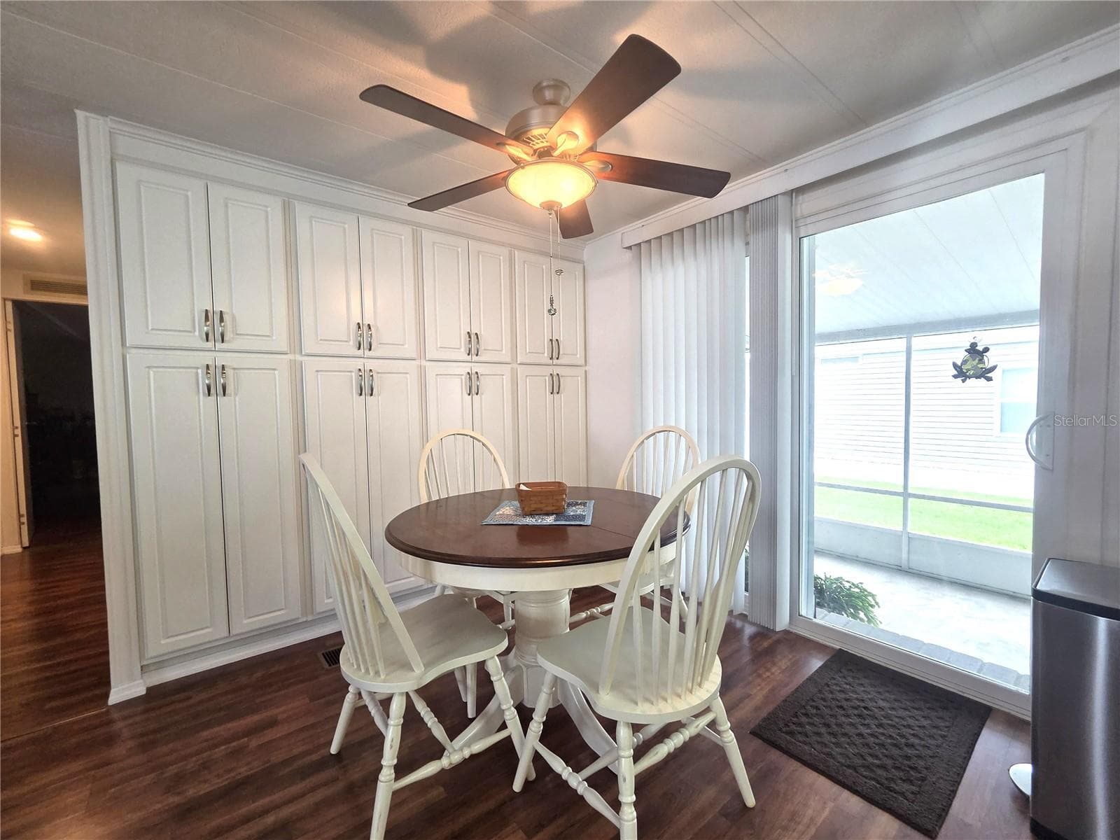 Manufactured Home at 628 LAKESIDE RANCH LN, WINTER HAVEN, photo 14 of 43