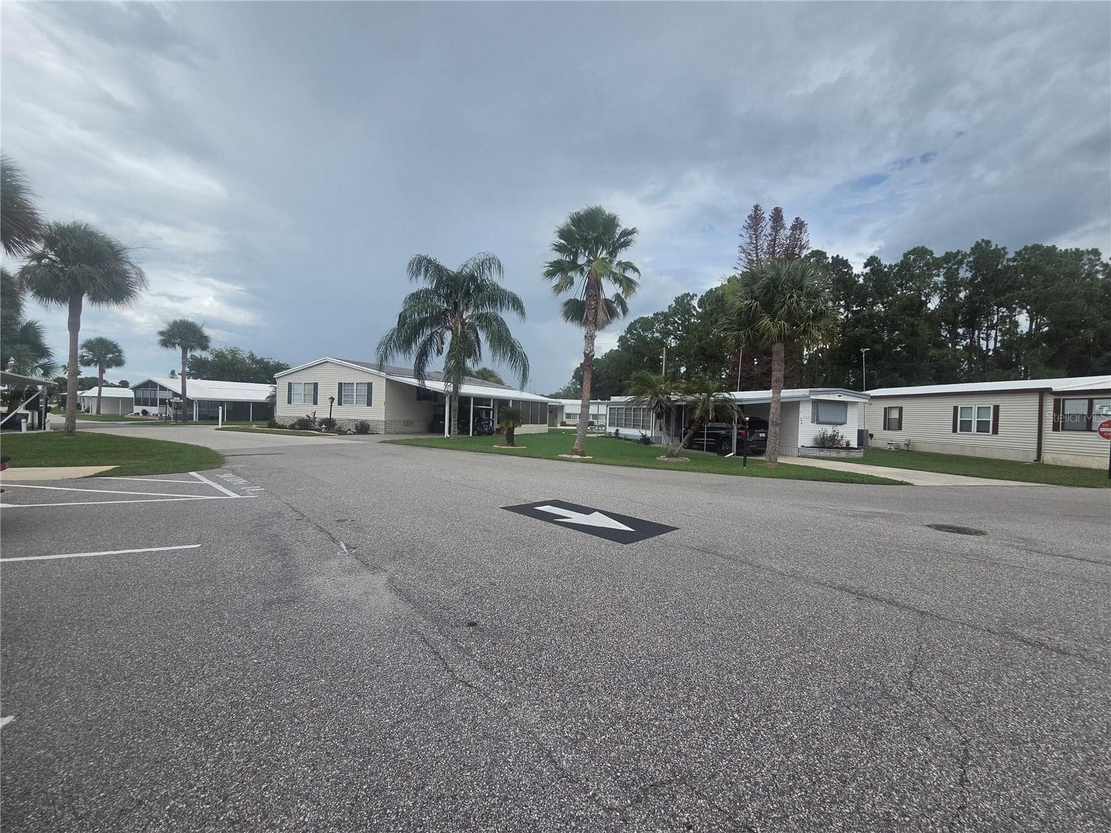 Manufactured Home at 628 LAKESIDE RANCH LN, WINTER HAVEN, photo 30 of 43