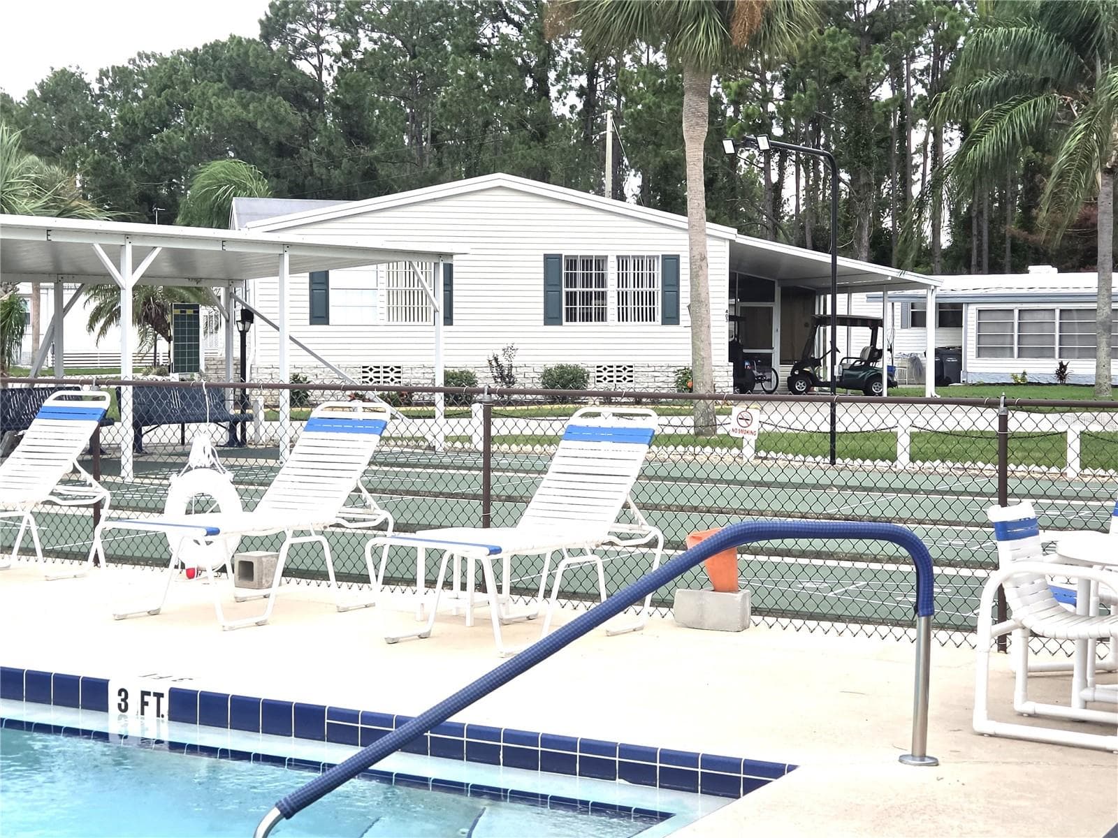 Manufactured Home at 628 LAKESIDE RANCH LN, WINTER HAVEN, photo 39 of 43