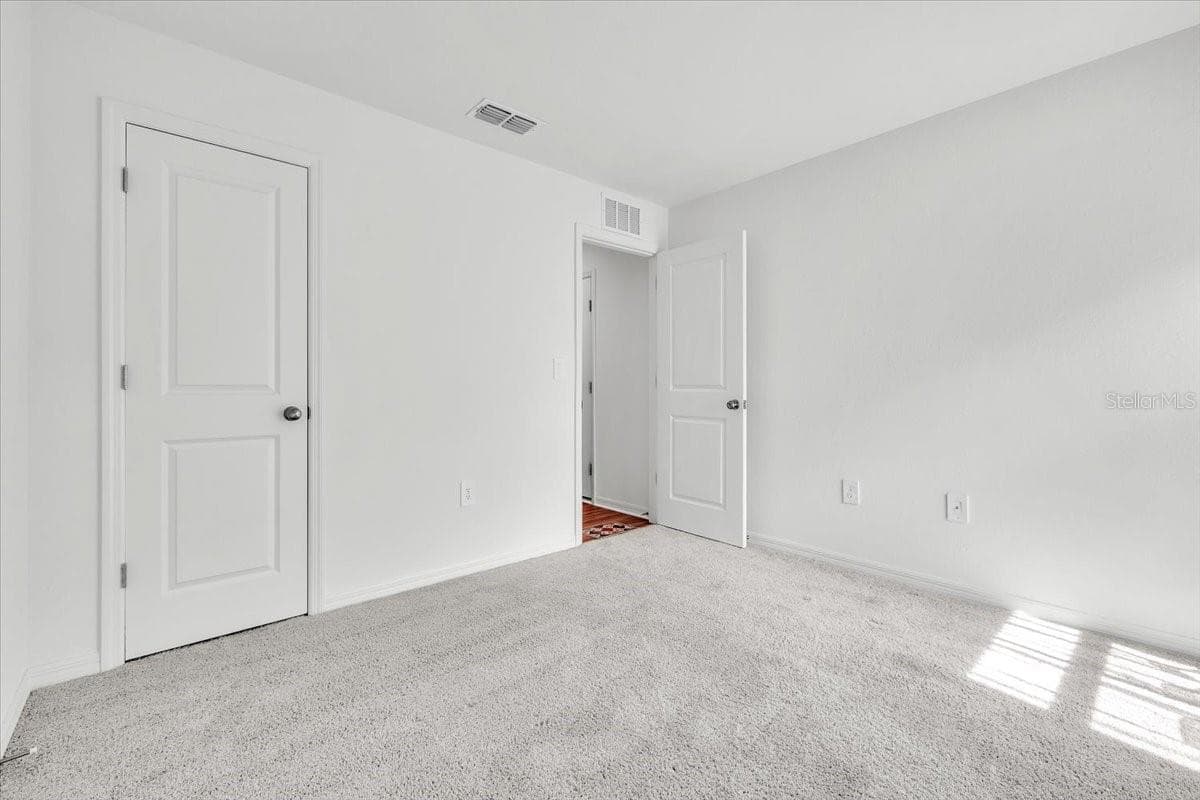 Single Family Residence at 28087 CHINQUAPIN DR, PUNTA GORDA, photo 22 of 38