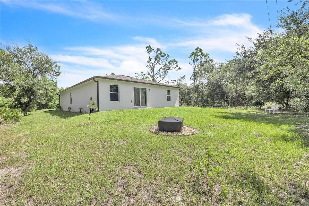 Single Family Residence at 28087 CHINQUAPIN DR, PUNTA GORDA, photo 29 of 38