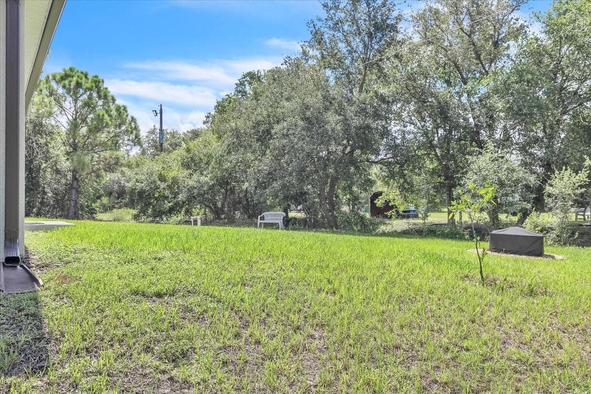 Single Family Residence at 28087 CHINQUAPIN DR, PUNTA GORDA, photo 30 of 38