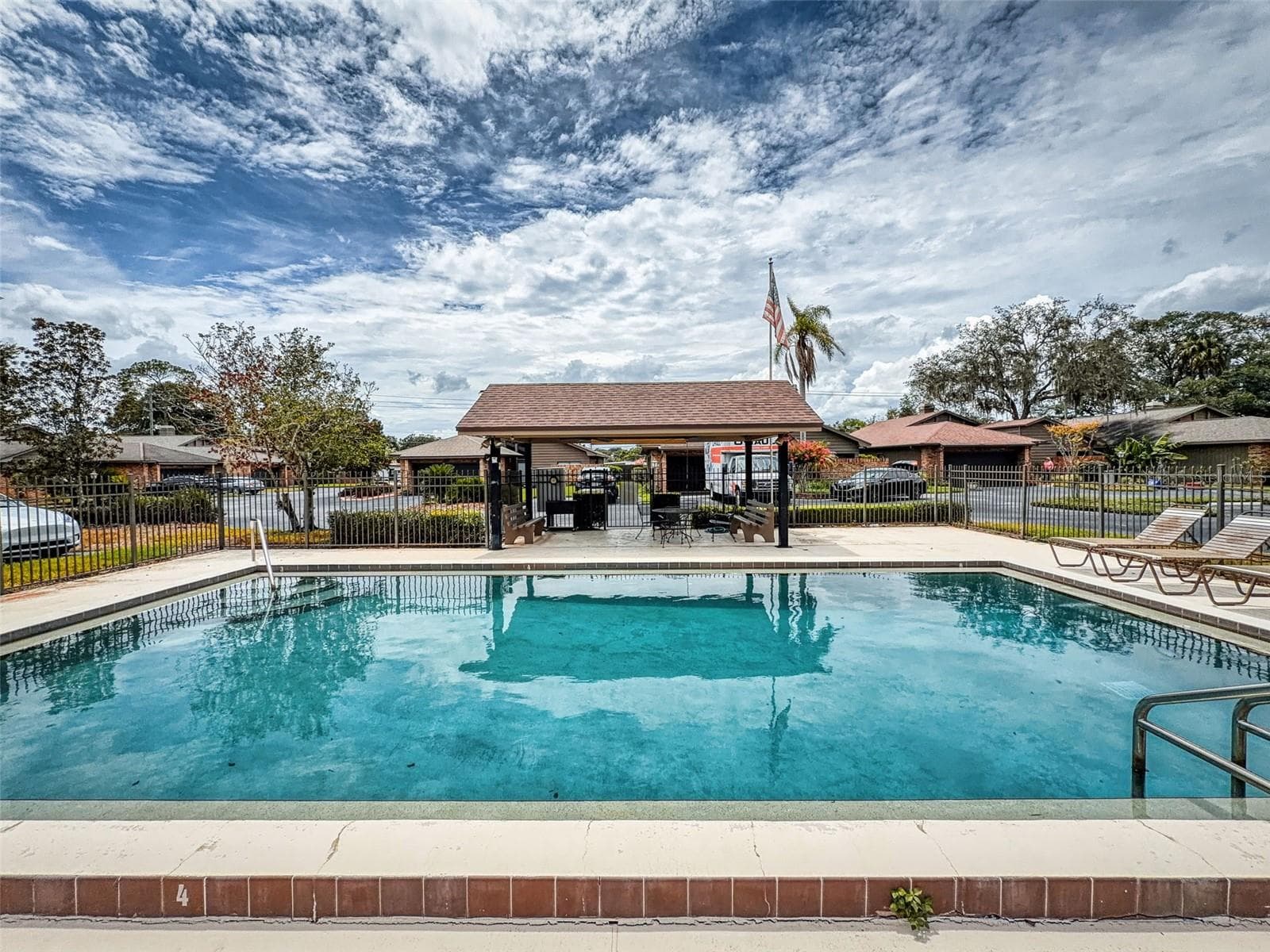 community pool - 102 COUNTRY PL, SANFORD