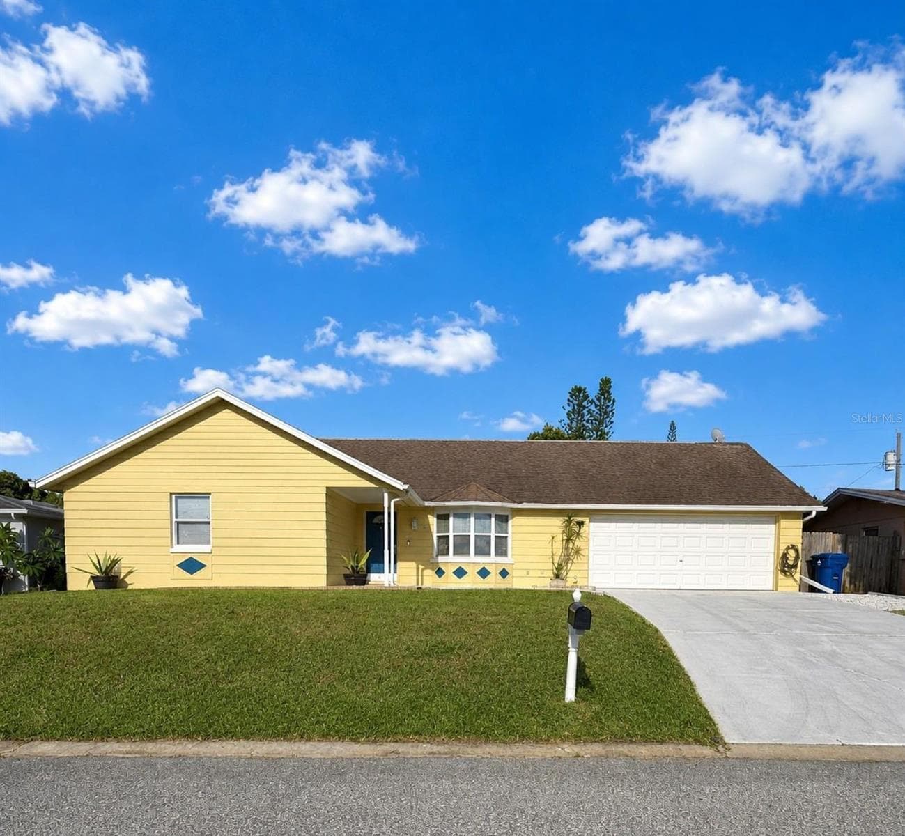3652 WESTCHESTER DR