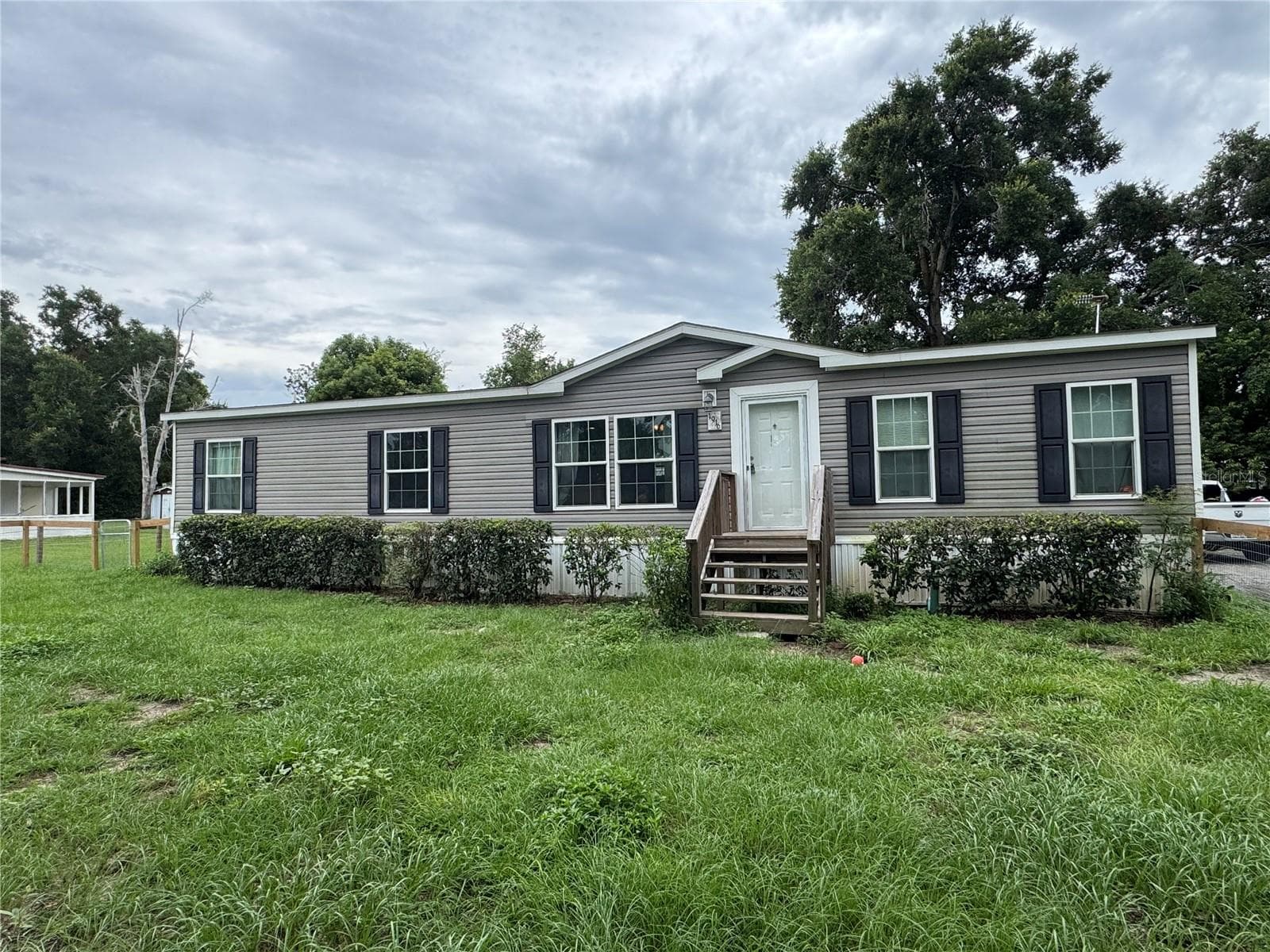 1916 FRUITLAND PARK BLVD