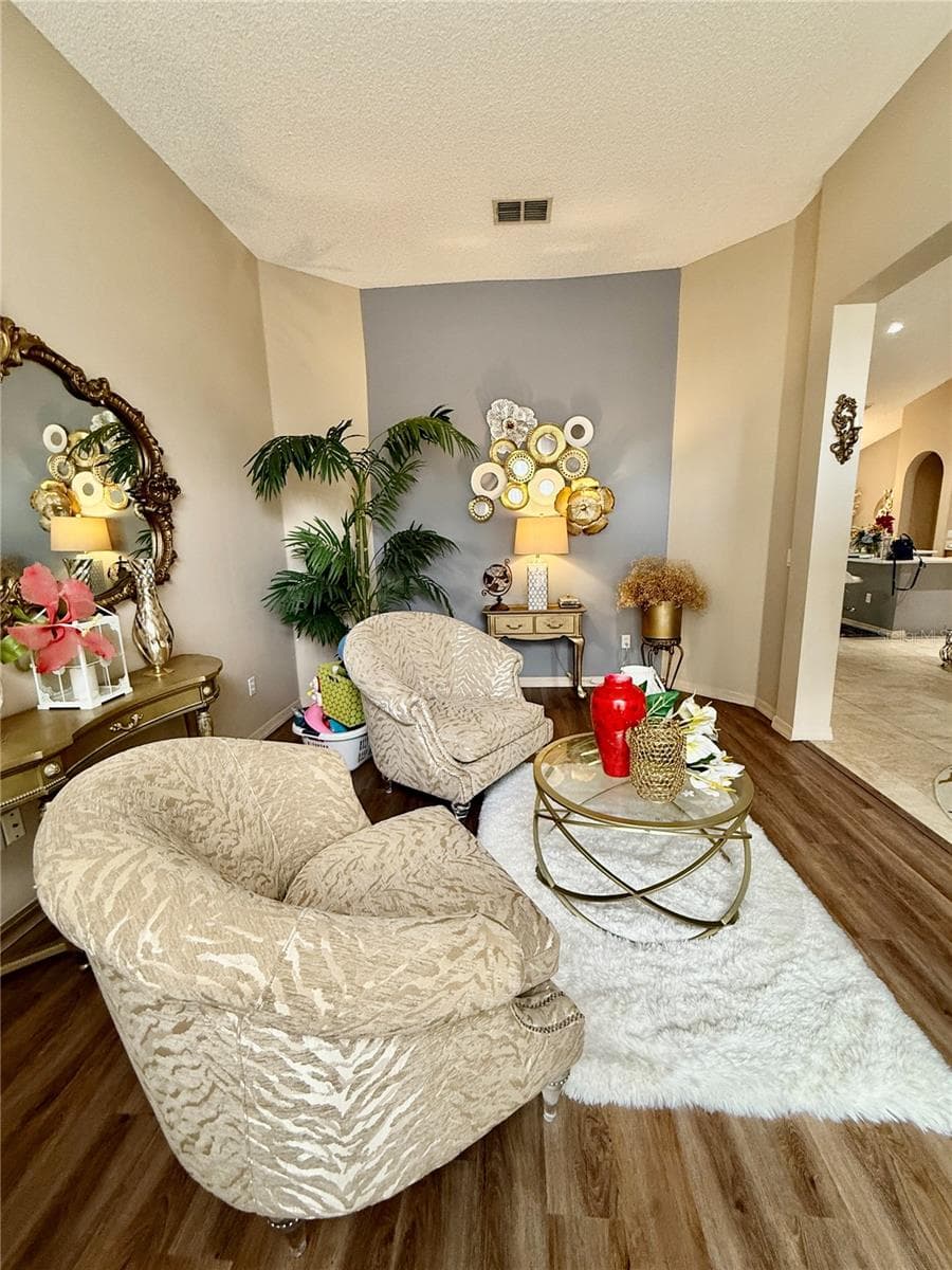 Single Family Residence at 1748 FLORENCE VISTA BLVD, ORLANDO, photo 3 of 38