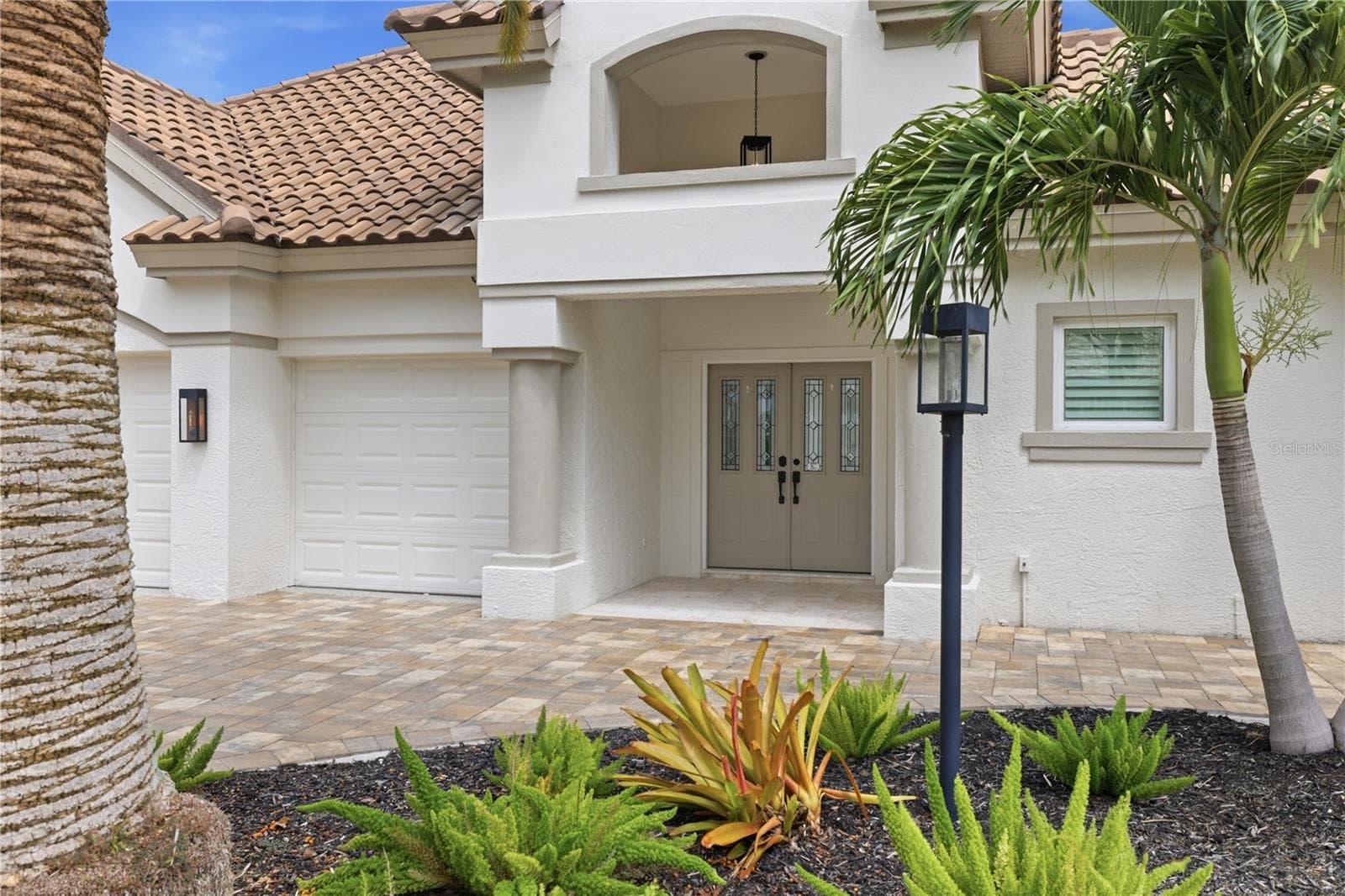 Front Entry - 309 S STONE BRIAR CREEK DR, VENICE