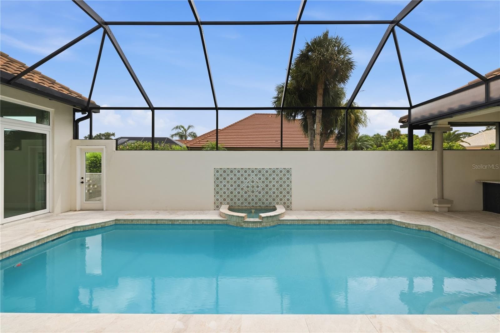 Single Family Residence at 309 S STONE BRIAR CREEK DR, VENICE, photo 9 of 77